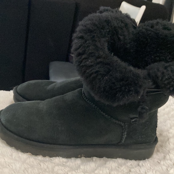 Ugg Bailey button - Picture 2 of 6